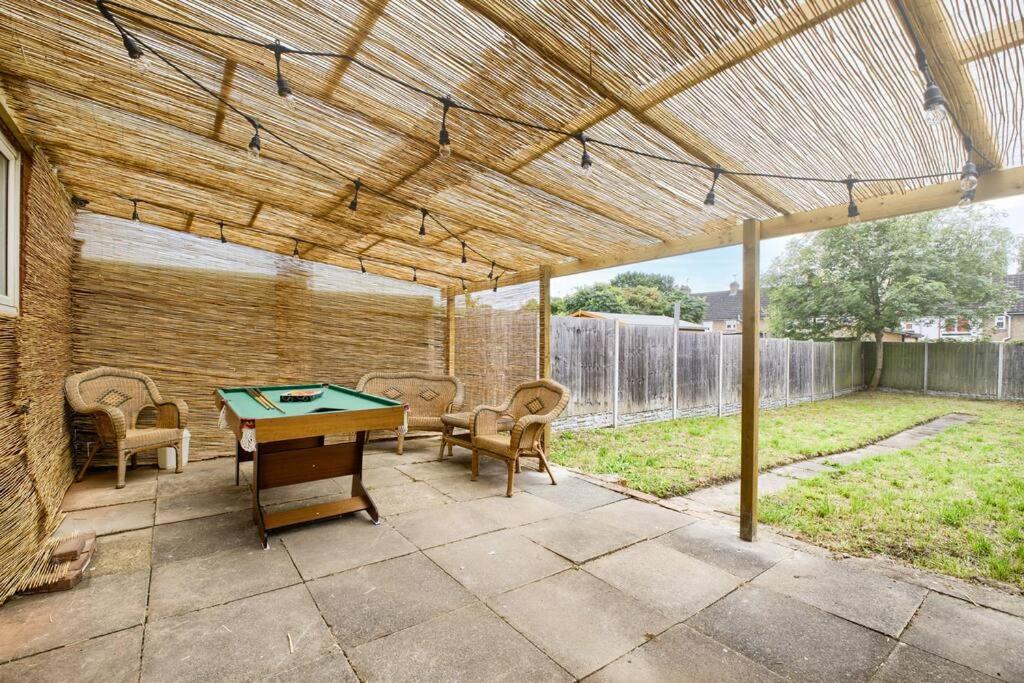 Low Rate For A 4-Bedroom House In Coventry With Free Unlimited Wi-Fi 2 Car Parking 53 Qmc Esterno foto